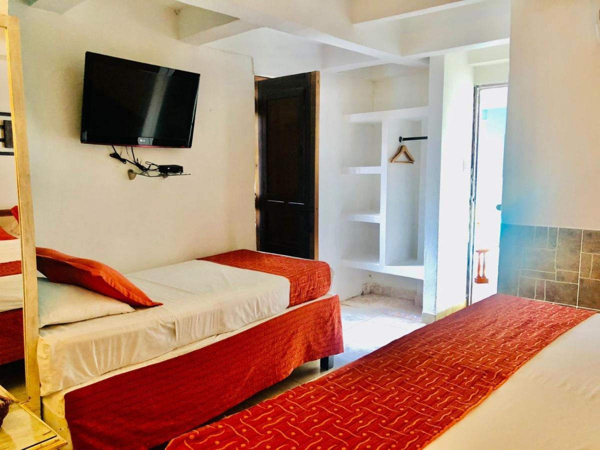 Antigua Calle Almudena Hotel Cartagena Exteriör bild